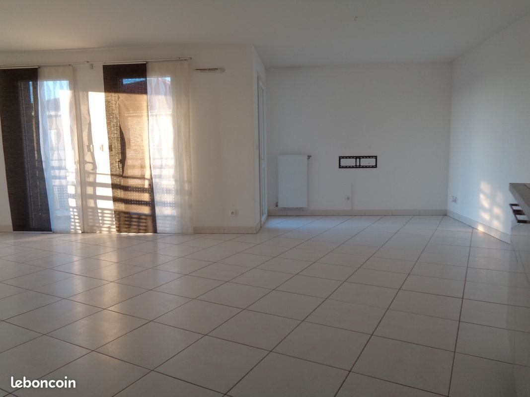 Appartement à vendre, 71m², Chassieu
