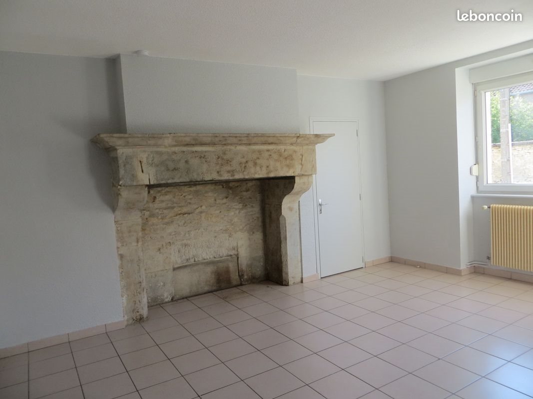 Maison à louer, 106m², Broye-les-Loups-et-Verfontaine