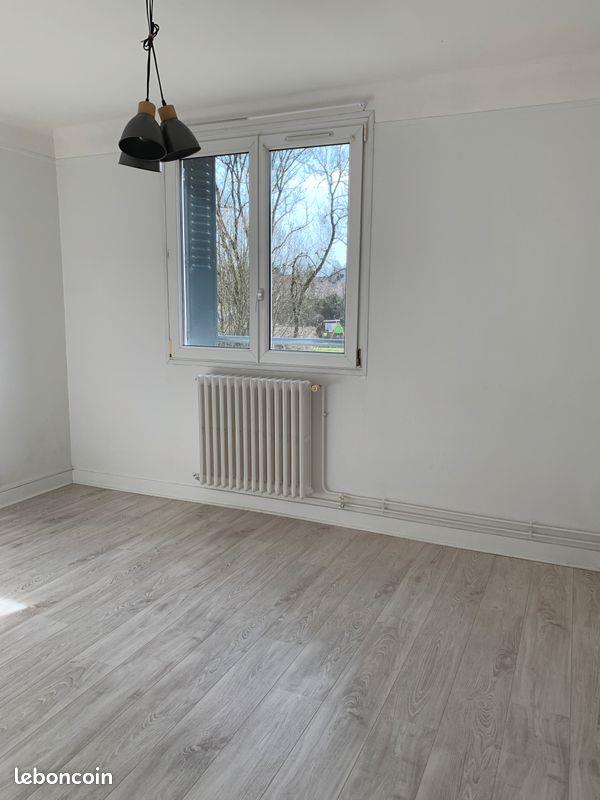 Appartement à louer, 60m², Longuyon