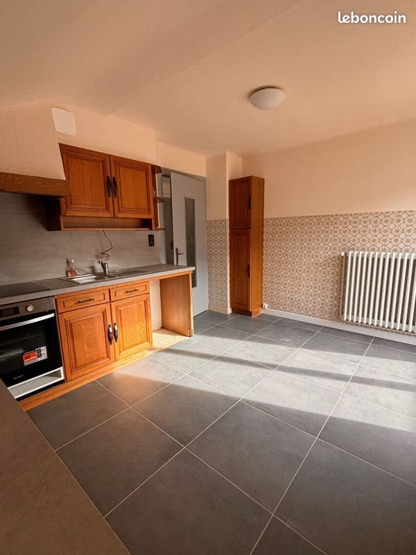 Appartement à louer, 55m², Marnaz