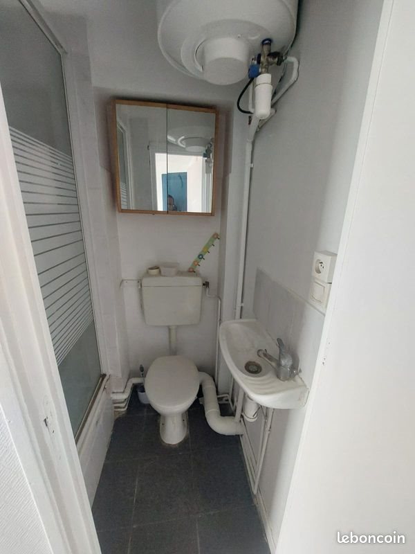 Appartement à louer, 11m², Paris 18ème