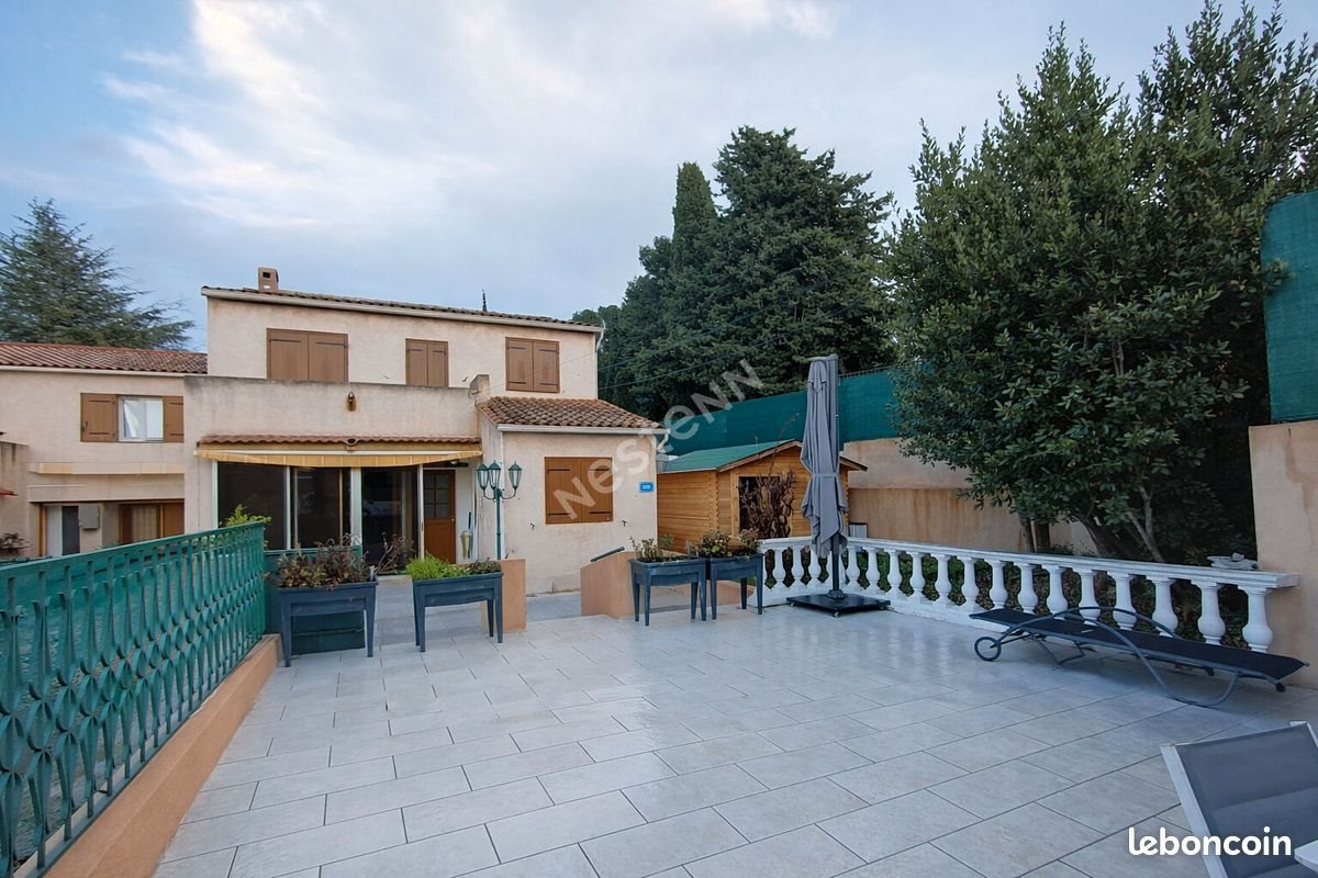 Maison à louer, 95m², Toulon