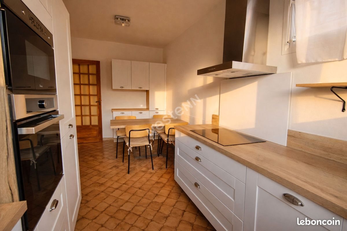 Maison à louer, 95m², Toulon