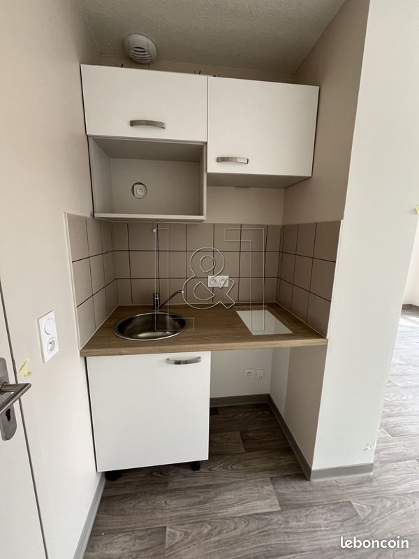 Appartement à louer, 20m², Franqueville-Saint-Pierre