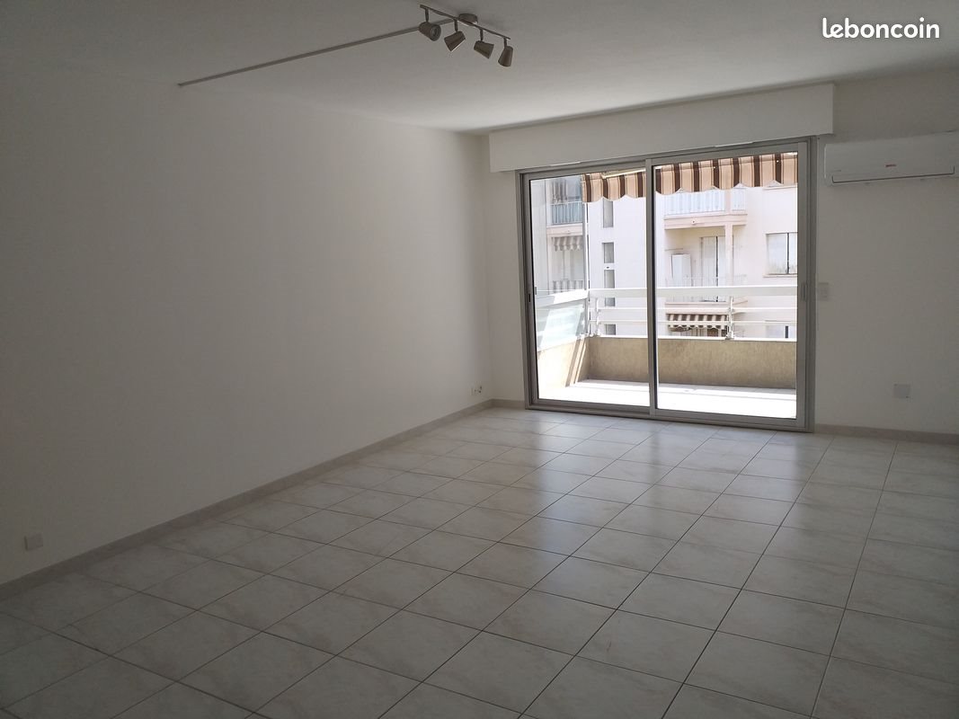 Appartement à louer, 52m², Saint-Laurent-du-Var