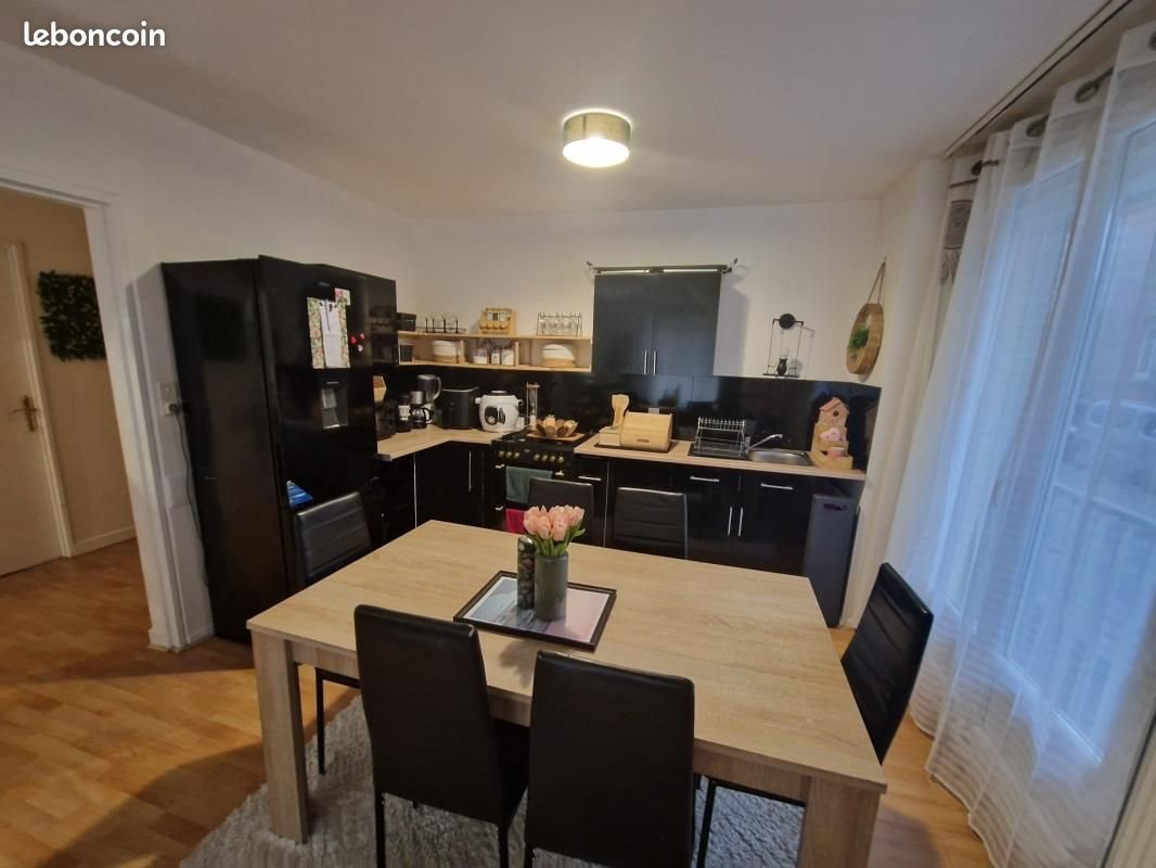 Appartement à vendre, 85m², Sedan