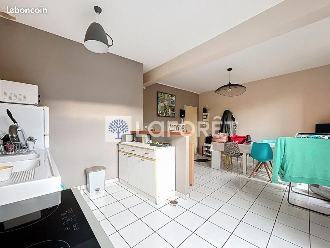 Appartement à louer, 77m², Parthenay