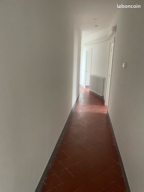Appartement à louer, 120m², Nîmes