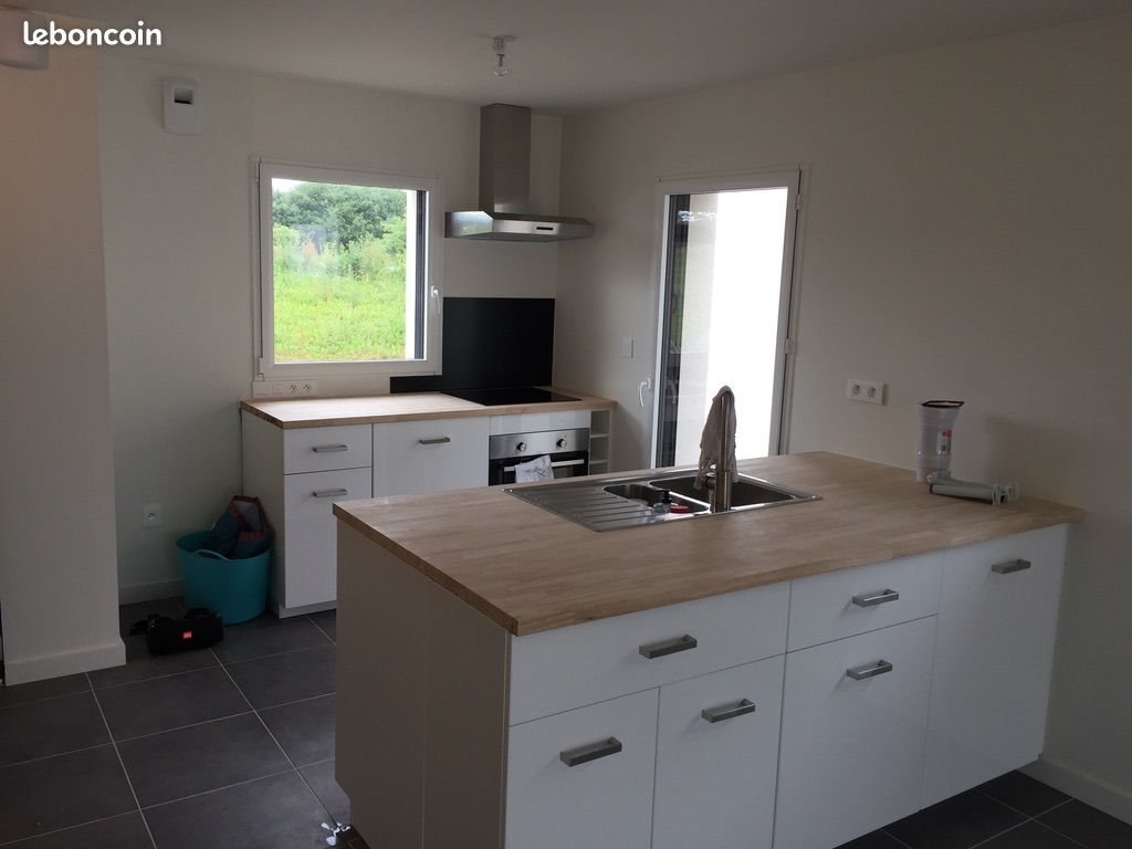 Maison à louer, 105m², Theix