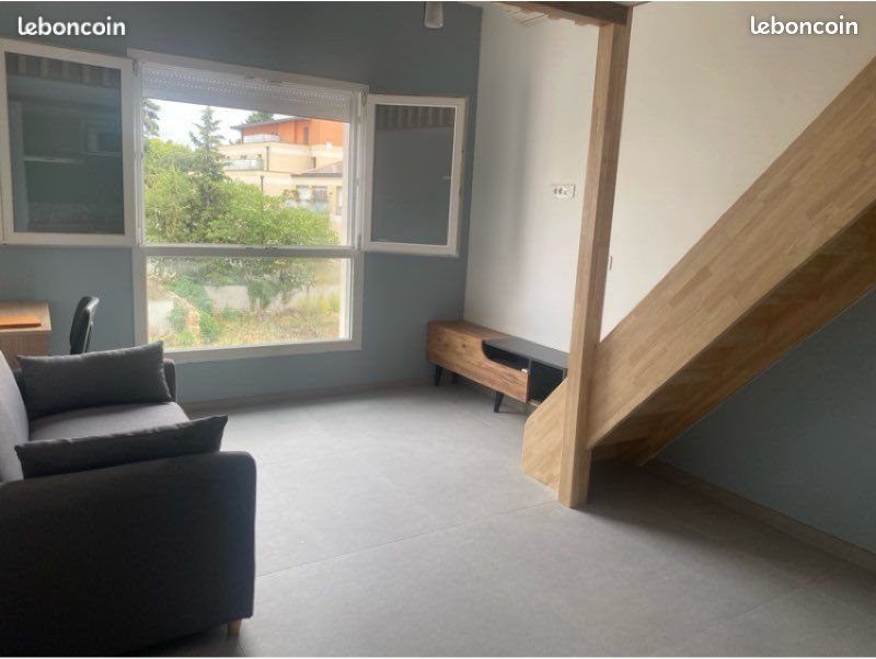 Appartement à louer, 25m², Nîmes