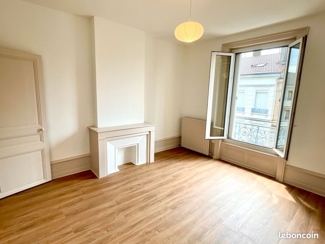 Appartement à vendre, 62m², Le Chambon-Feugerolles
