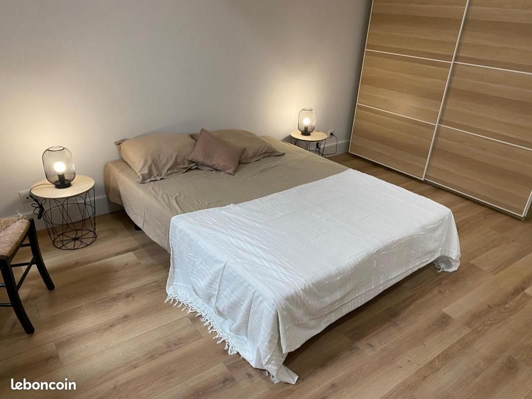 Appartement à louer, 79m², Bordeaux