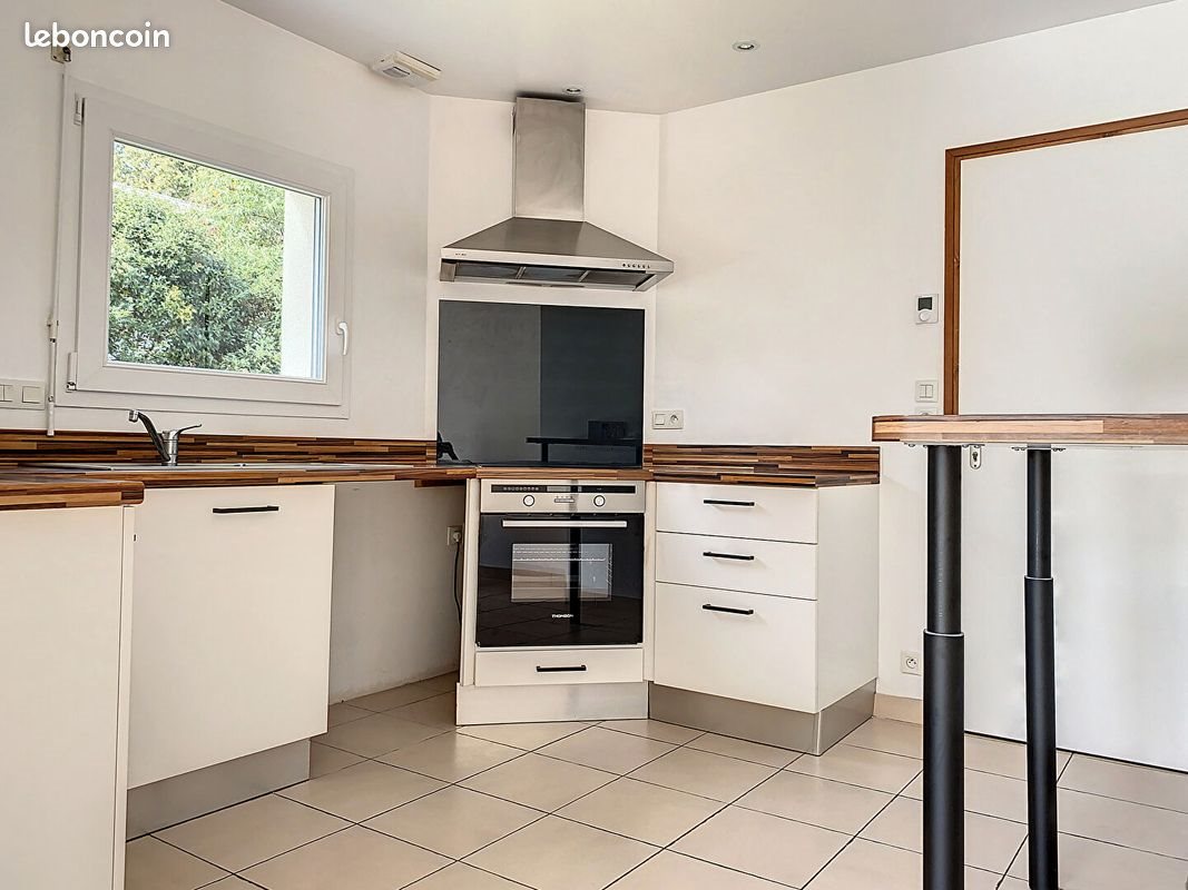 Maison à louer, 94m², Guidel