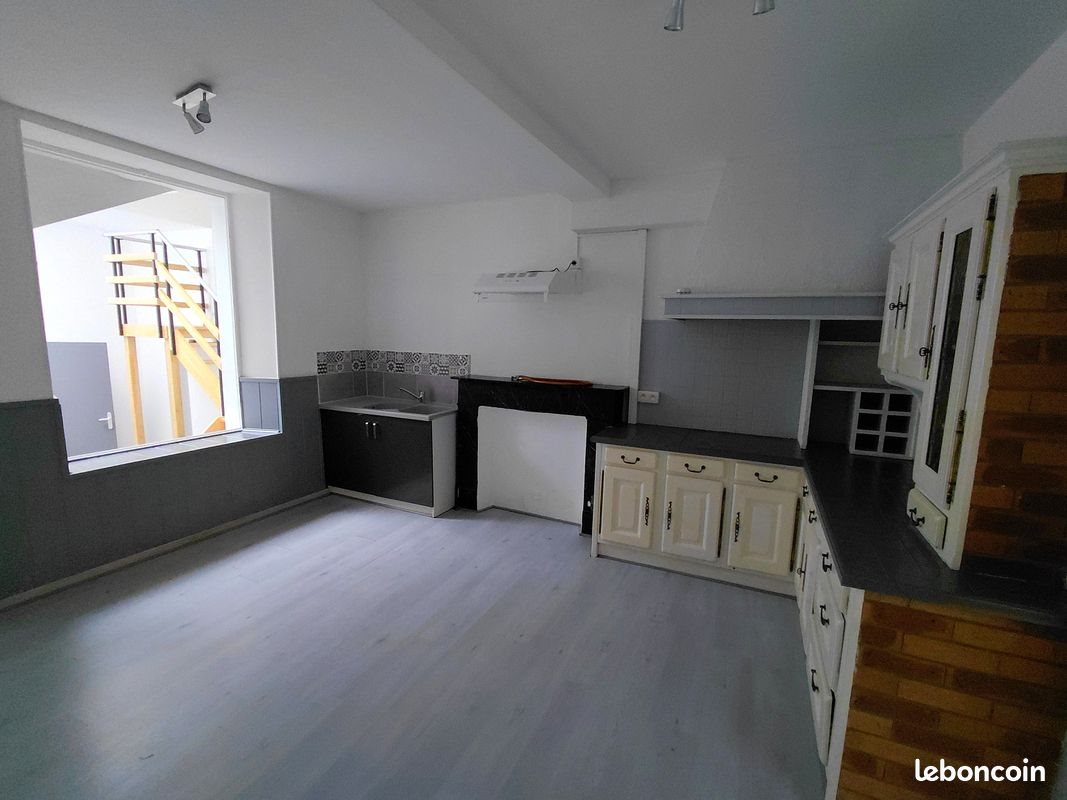 Appartement à louer, 90m², Revin