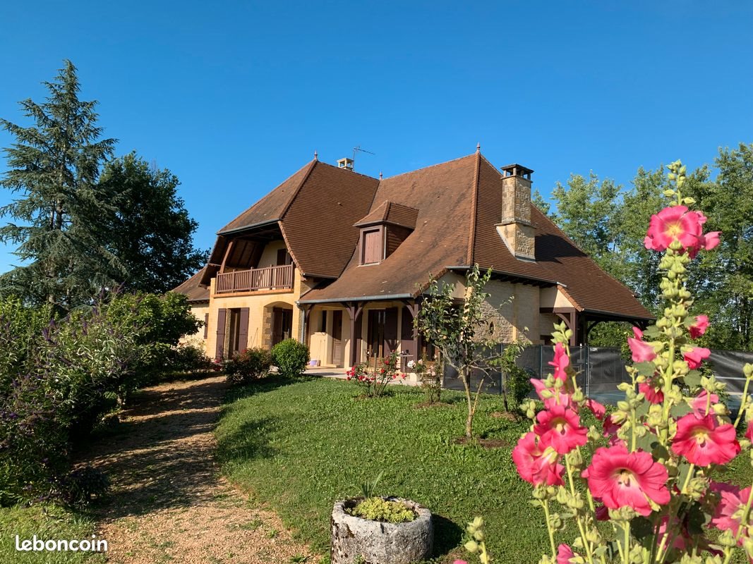 Maison à vendre, 309m², La Dornac