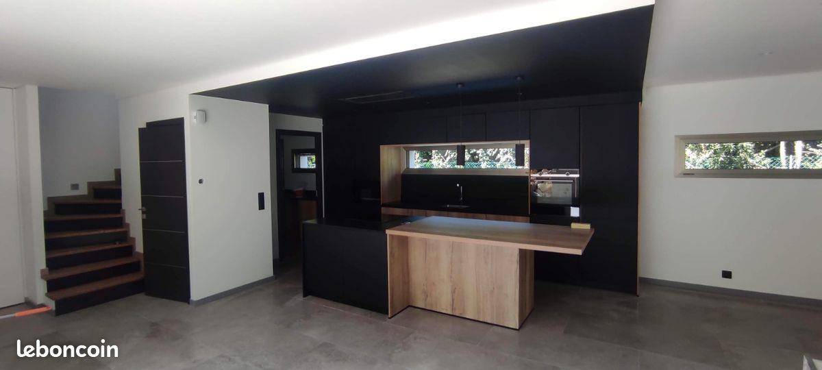 Maison à louer, 155m², Prévessin-Moëns