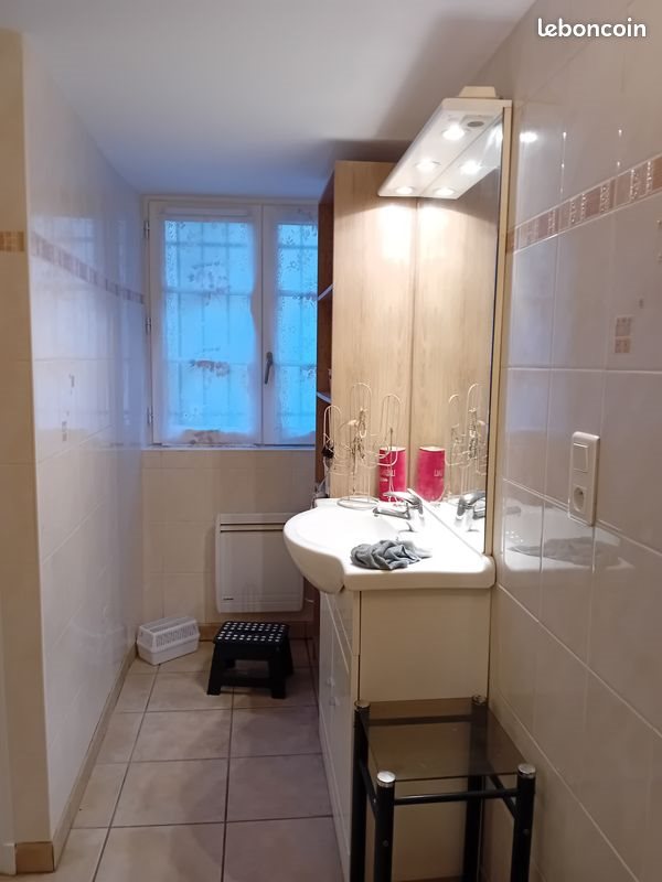 Appartement à louer, 57m², Argentat