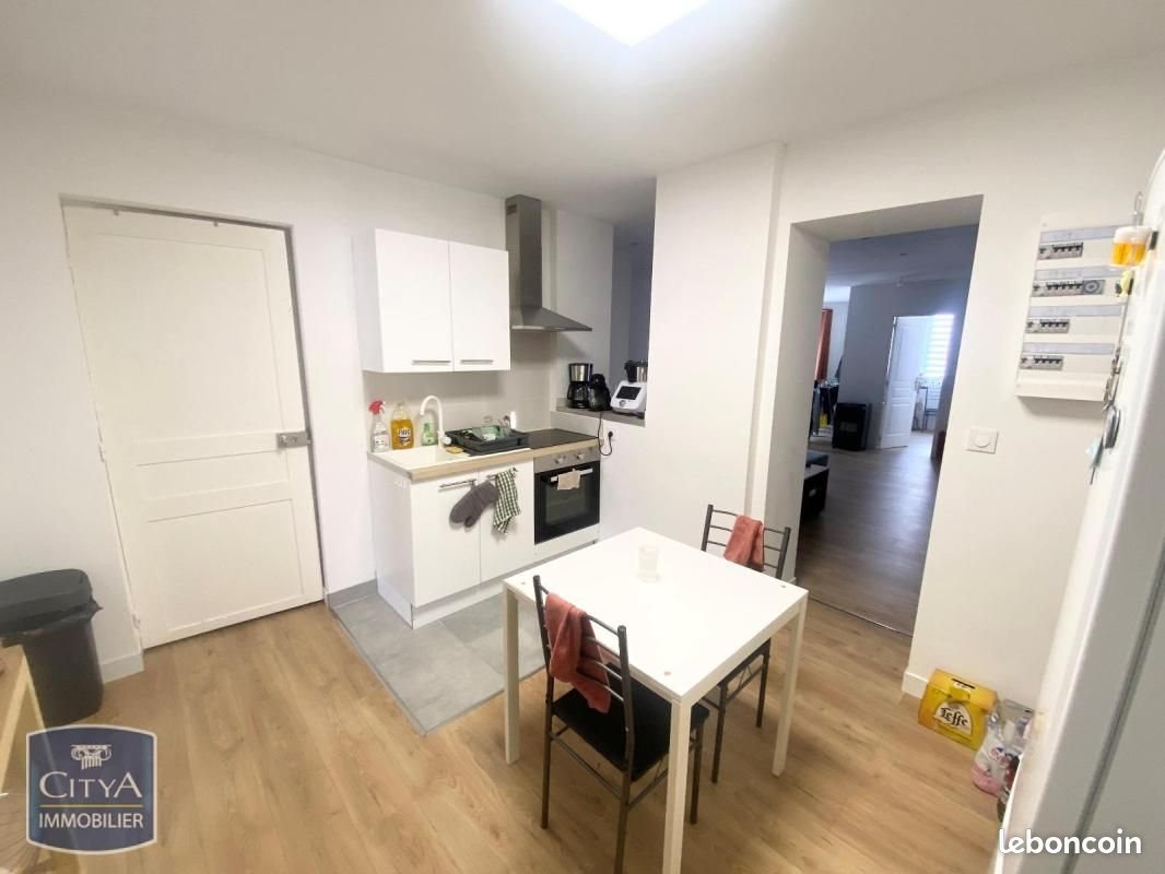 Appartement à louer, 77m², Anzin