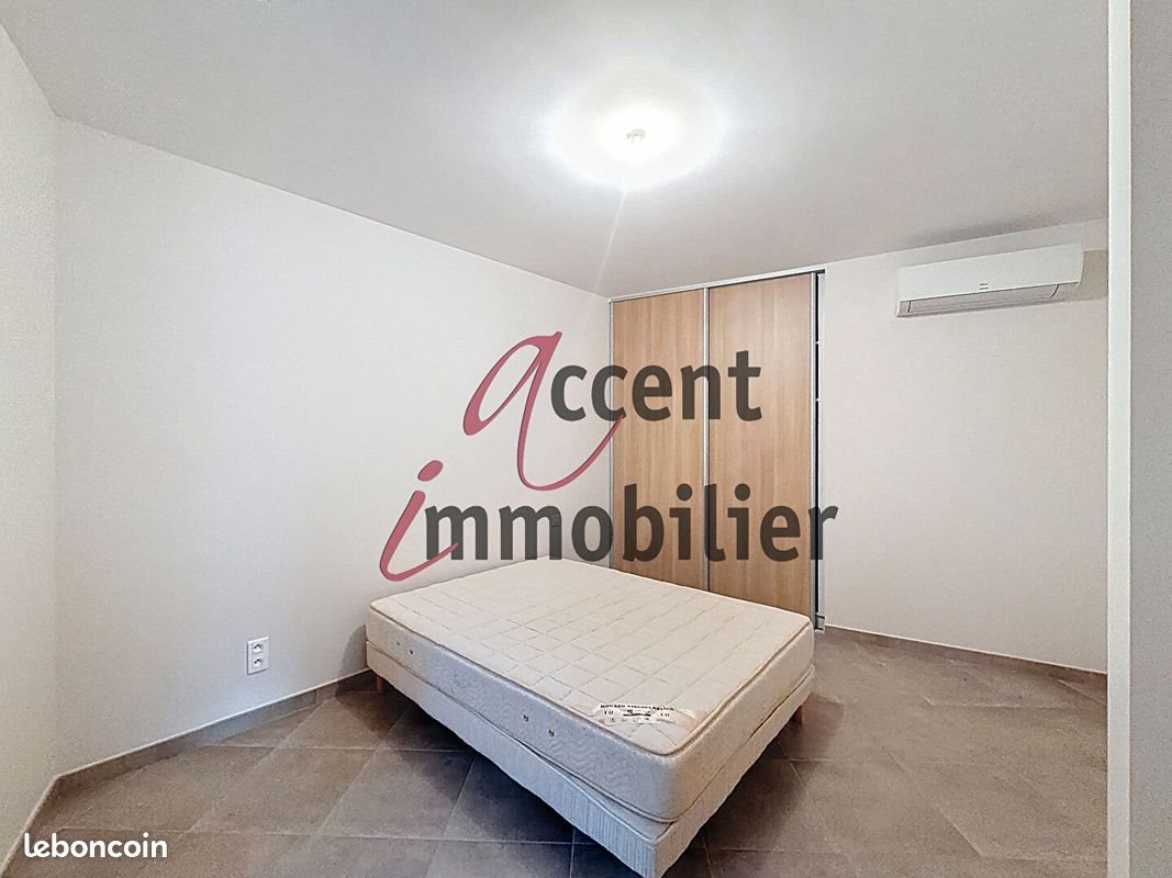 Appartement à louer, 66m², Eyragues