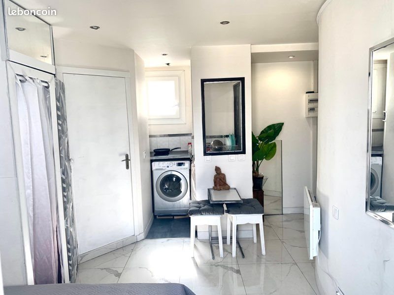 Appartement à louer, 16m², Paris 18ème