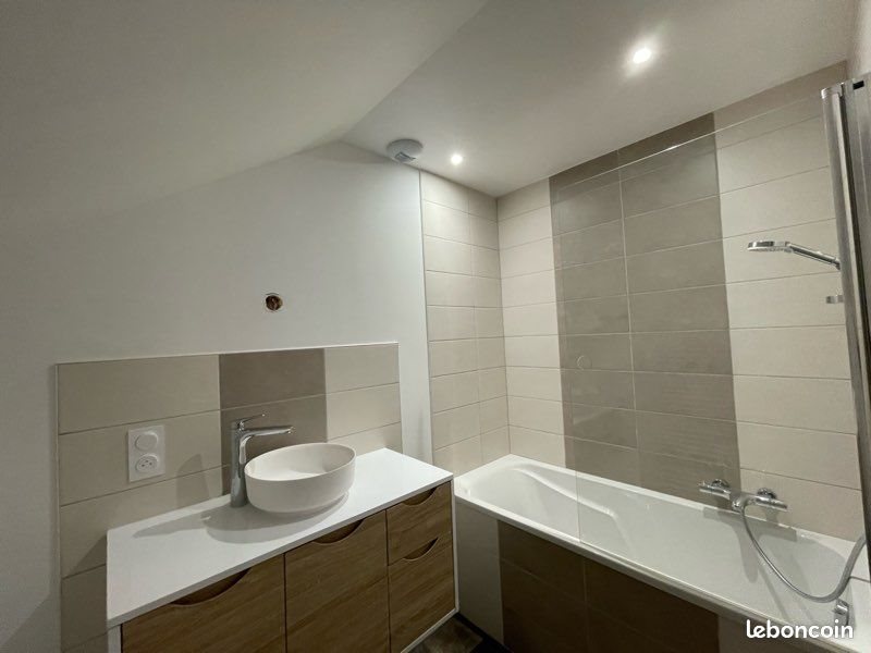 Appartement à louer, 90m², Morbier