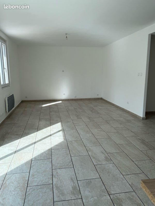 Appartement à louer, 100m², Décines-Charpieu