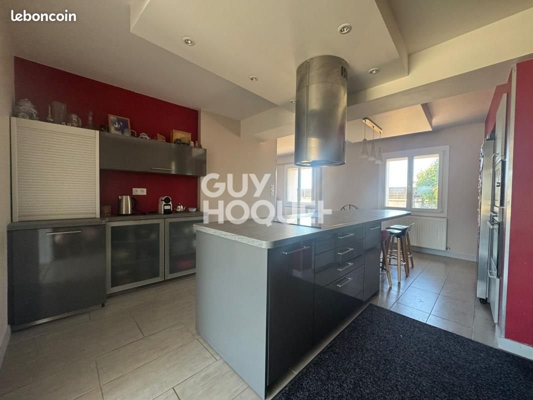 Maison à vendre, 150m², Neuville-aux-Bois