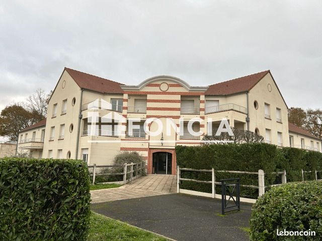 Appartement à louer, 70m², Villemandeur