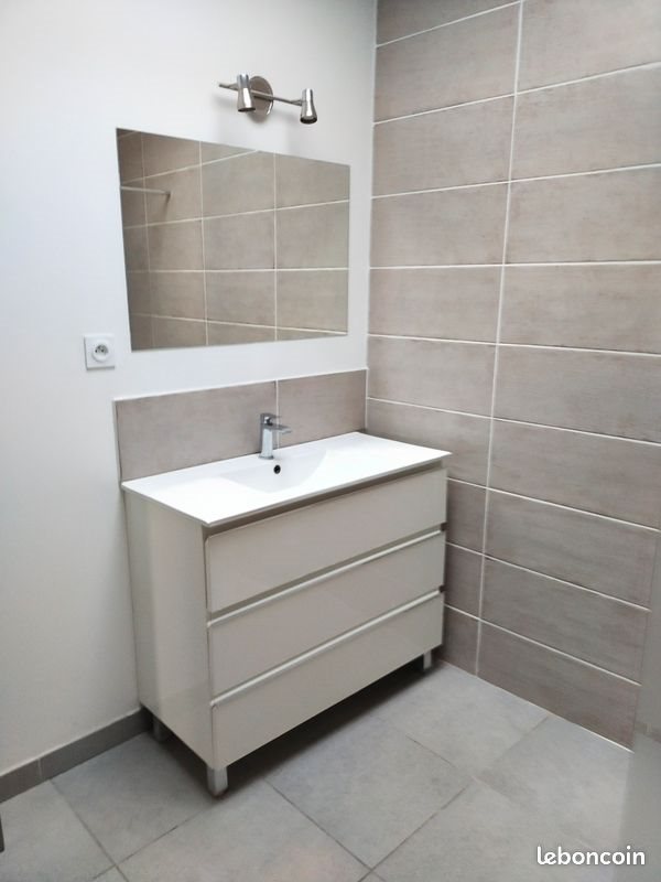 Maison à louer, 80m², Pact
