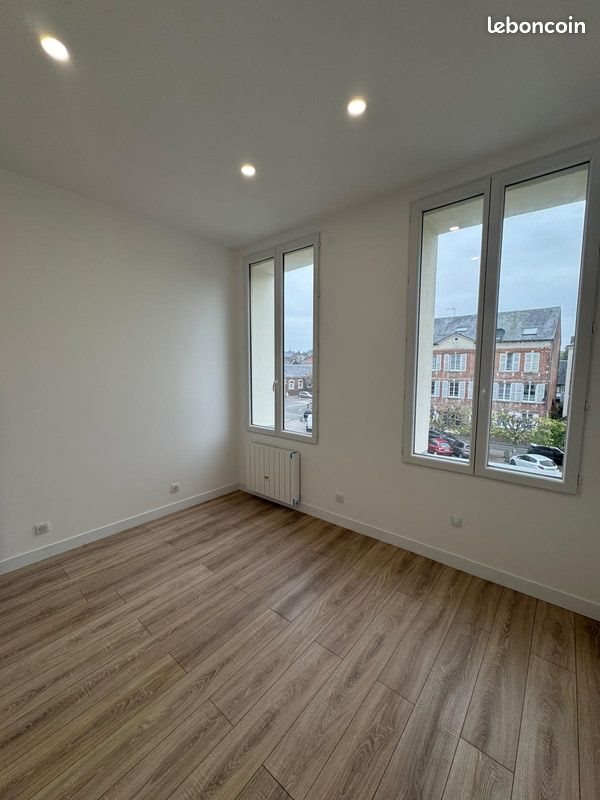 Appartement à louer, 64m², Orbec
