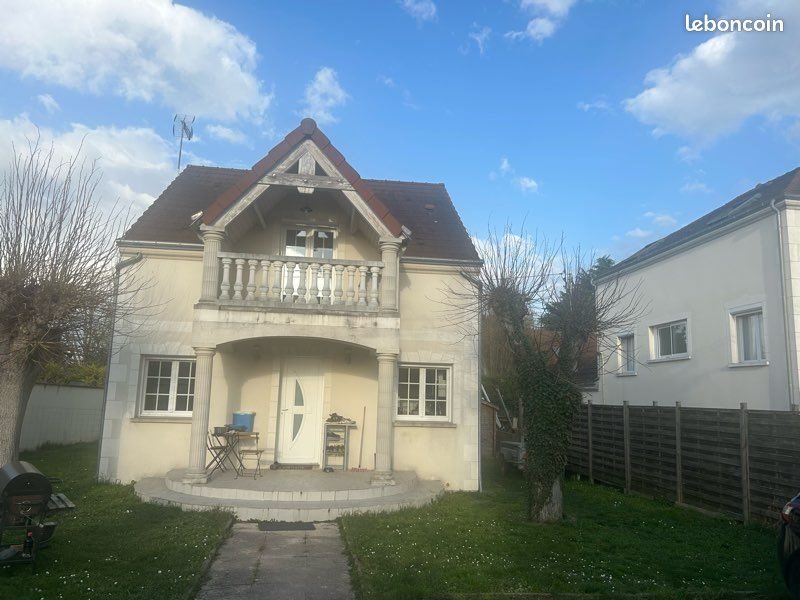 Maison à louer, 115m², Saint-Ay