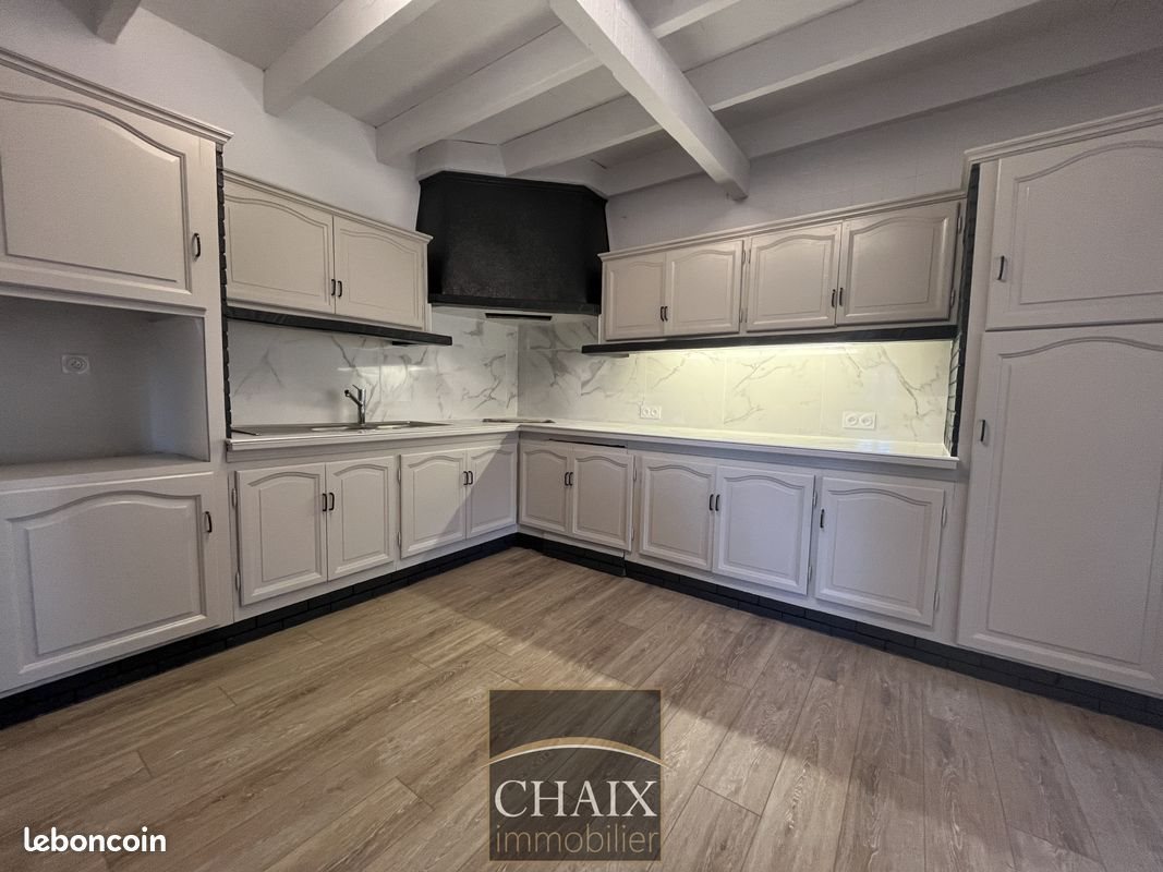 Appartement à louer, 115m², Cuges-les-Pins