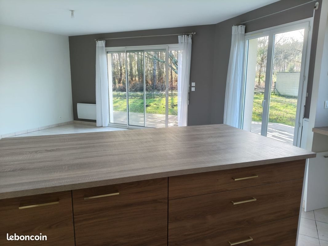 Maison à louer, 91m², Le Porge