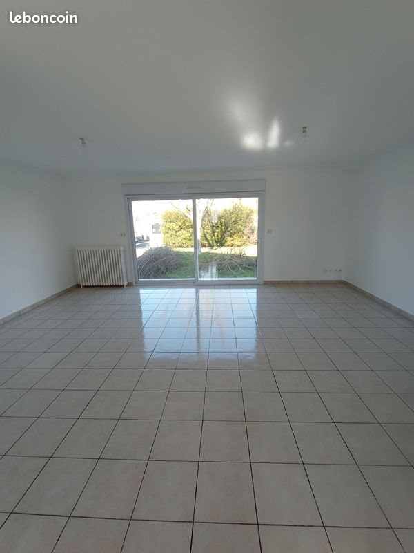 Maison à louer, 90m², Bon-Encontre