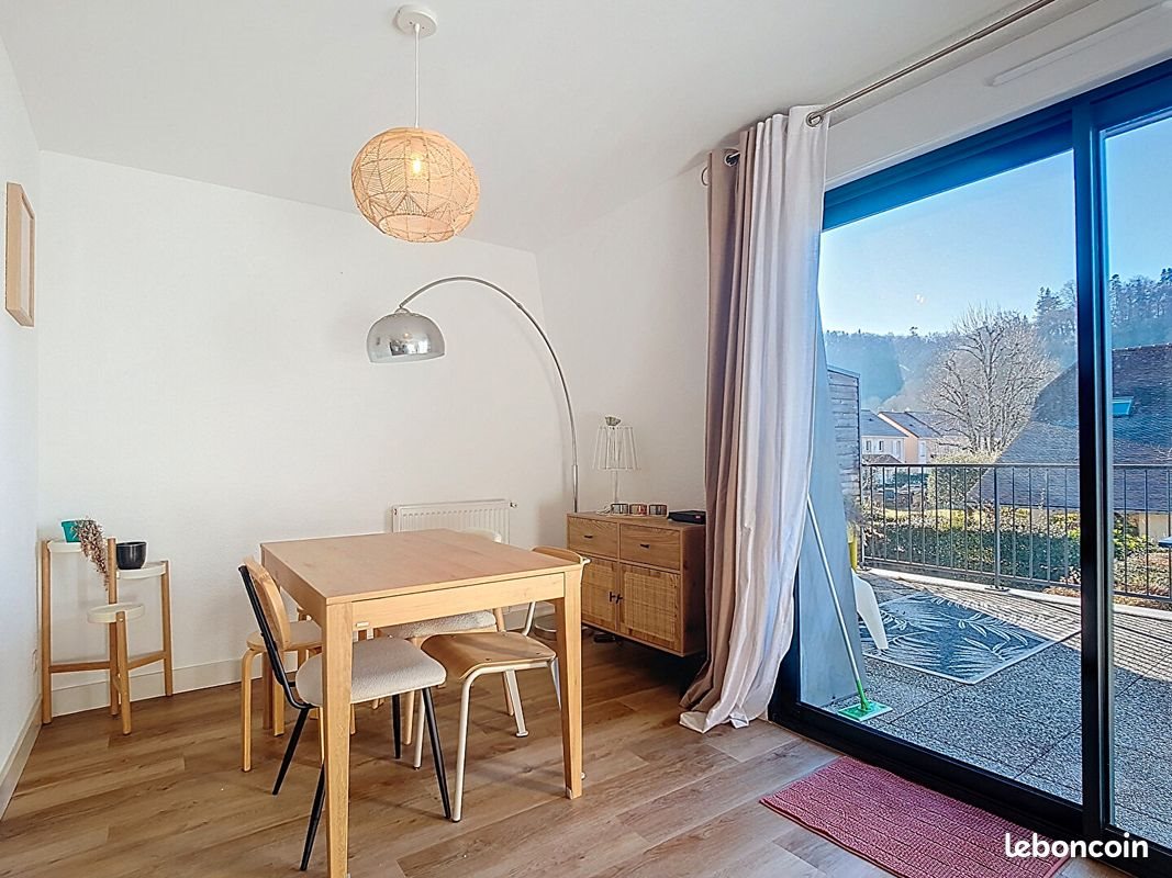 Appartement à louer, 79m², Gelos