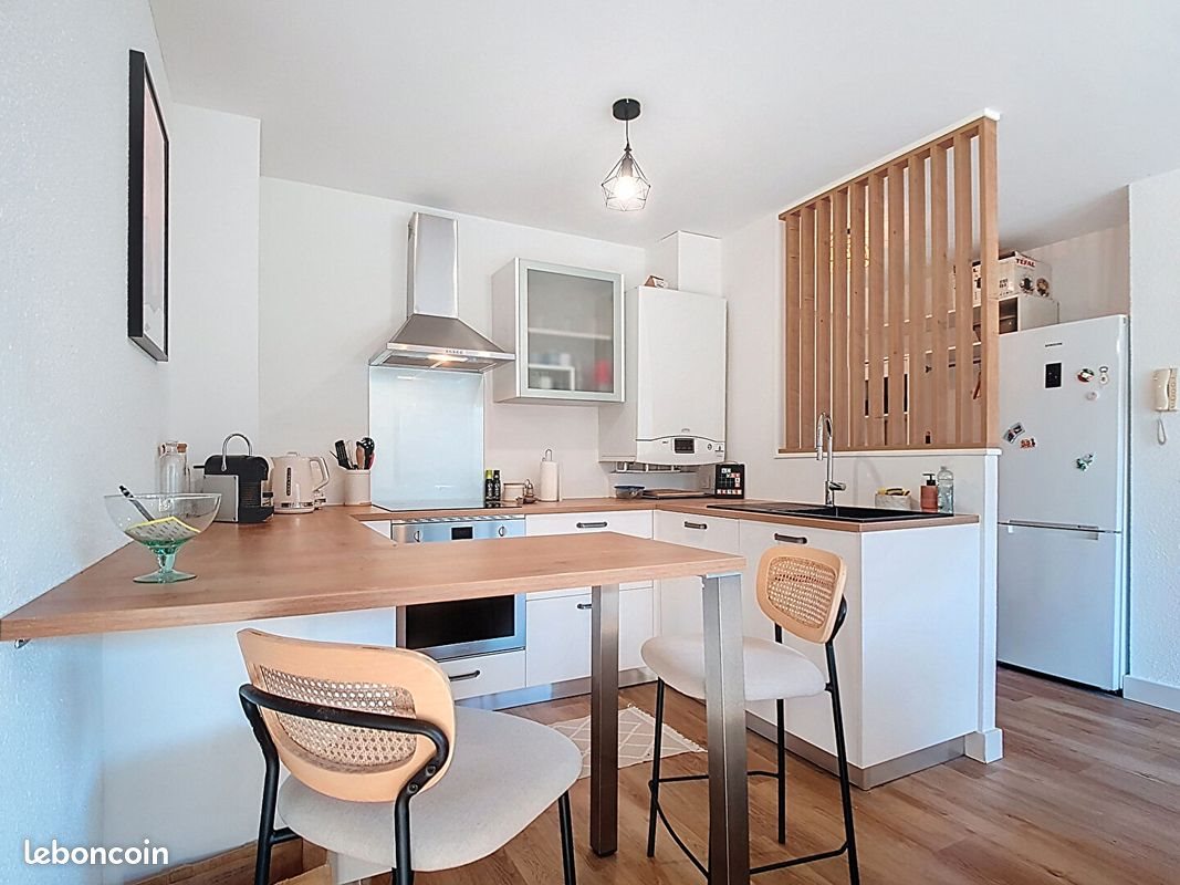 Appartement à louer, 79m², Gelos