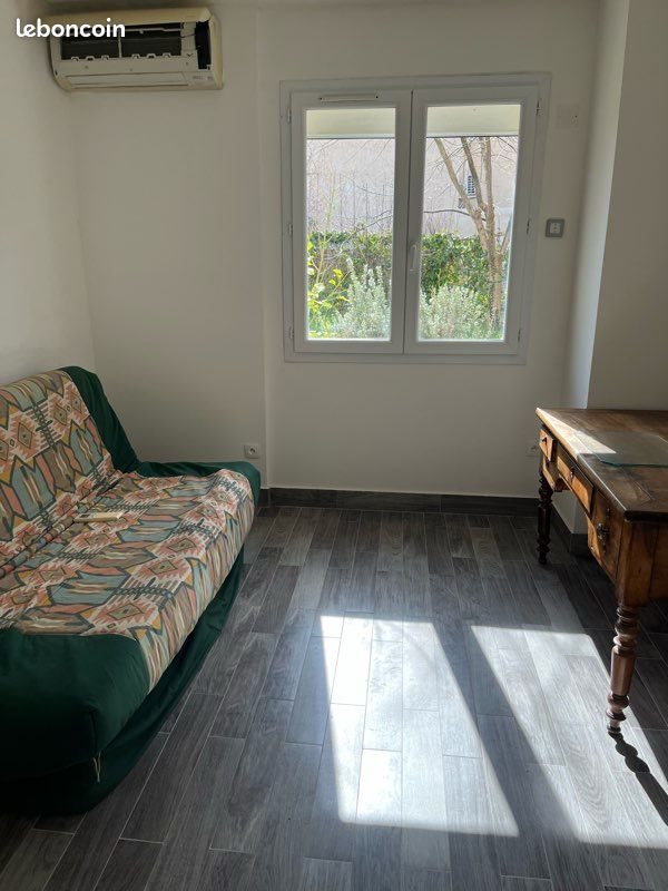 Appartement à louer, 75m², Montpeyroux