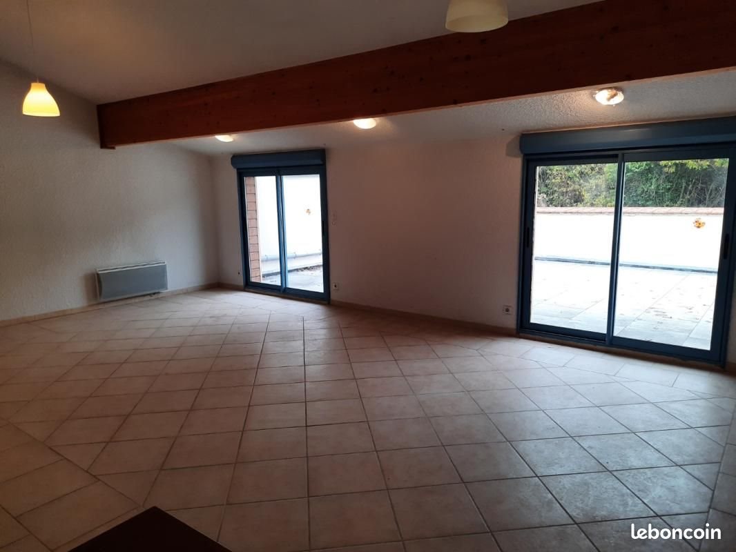 Appartement à louer, 141m², Saint-Martory