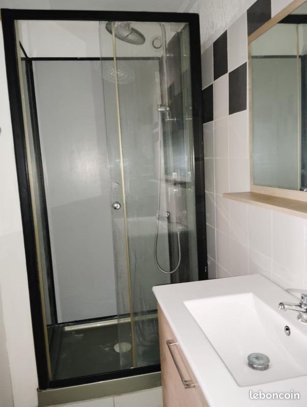 Appartement à louer, 40m², La Couronne