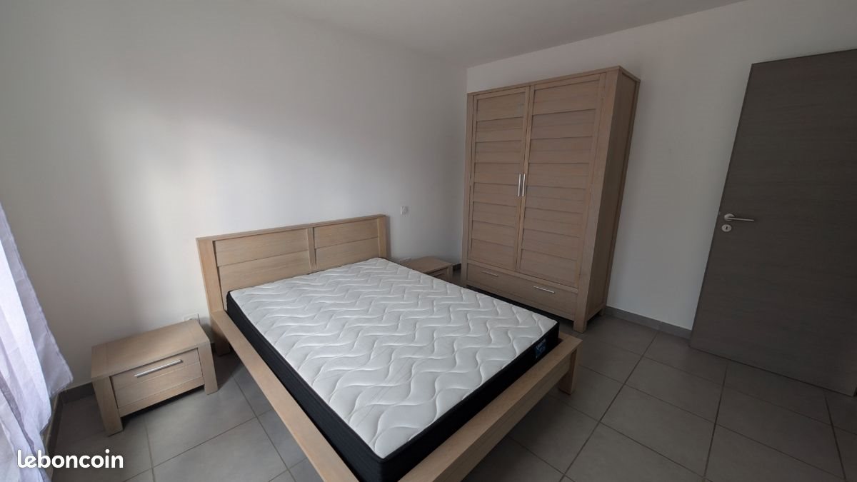 Appartement à louer, 75m², Biguglia