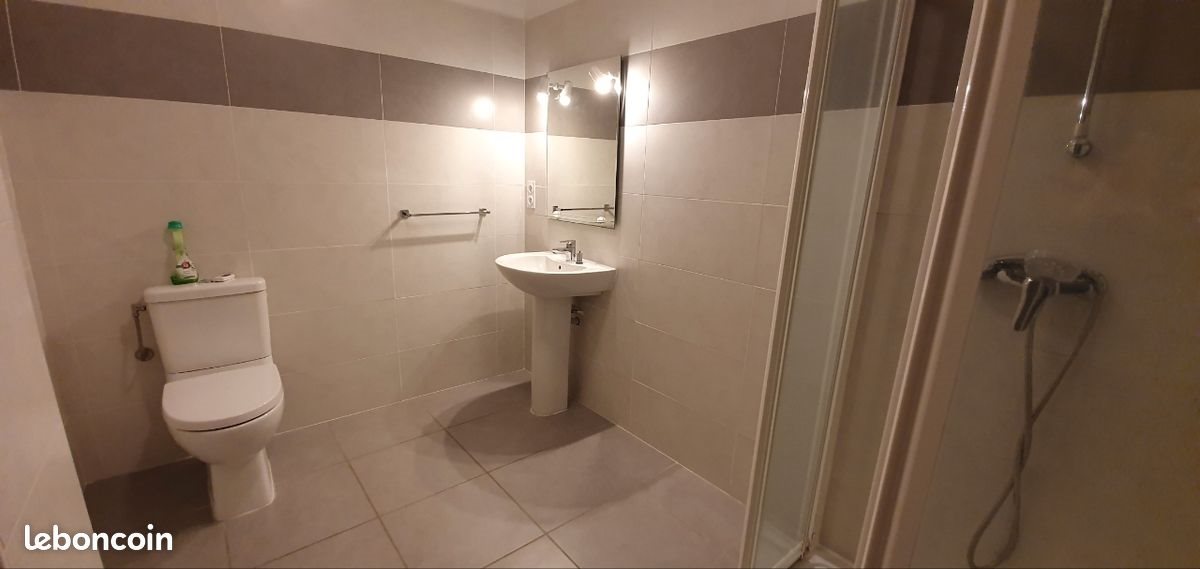Appartement à louer, 75m², Biguglia