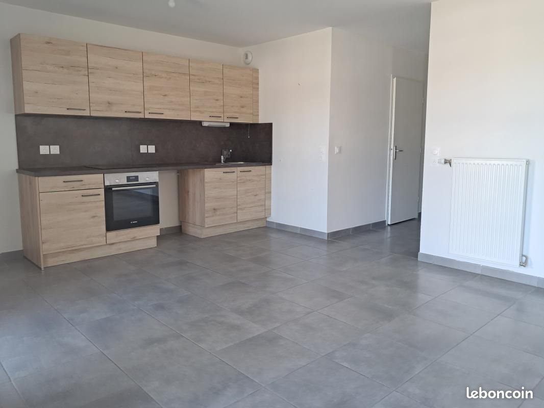 Appartement à louer, 84m², Sassenage