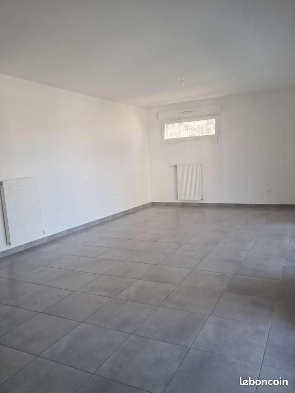 Appartement à louer, 84m², Sassenage