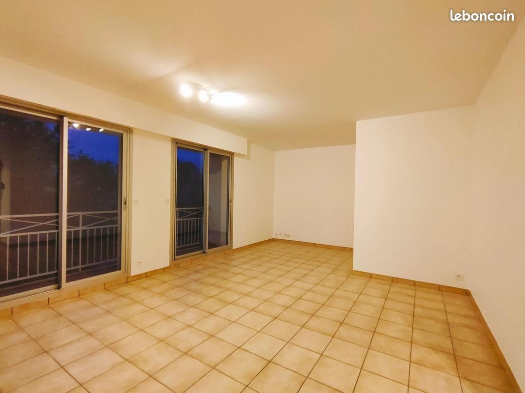 Appartement à louer, 66m², Nantes