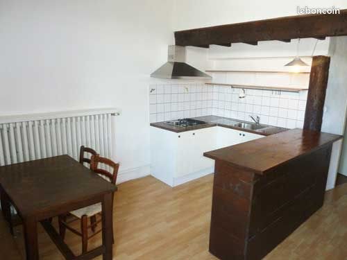 Appartement à louer, 57m², Saint-Chamas