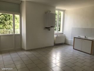 Appartement à louer, 122m², Lalevade-d'Ardèche