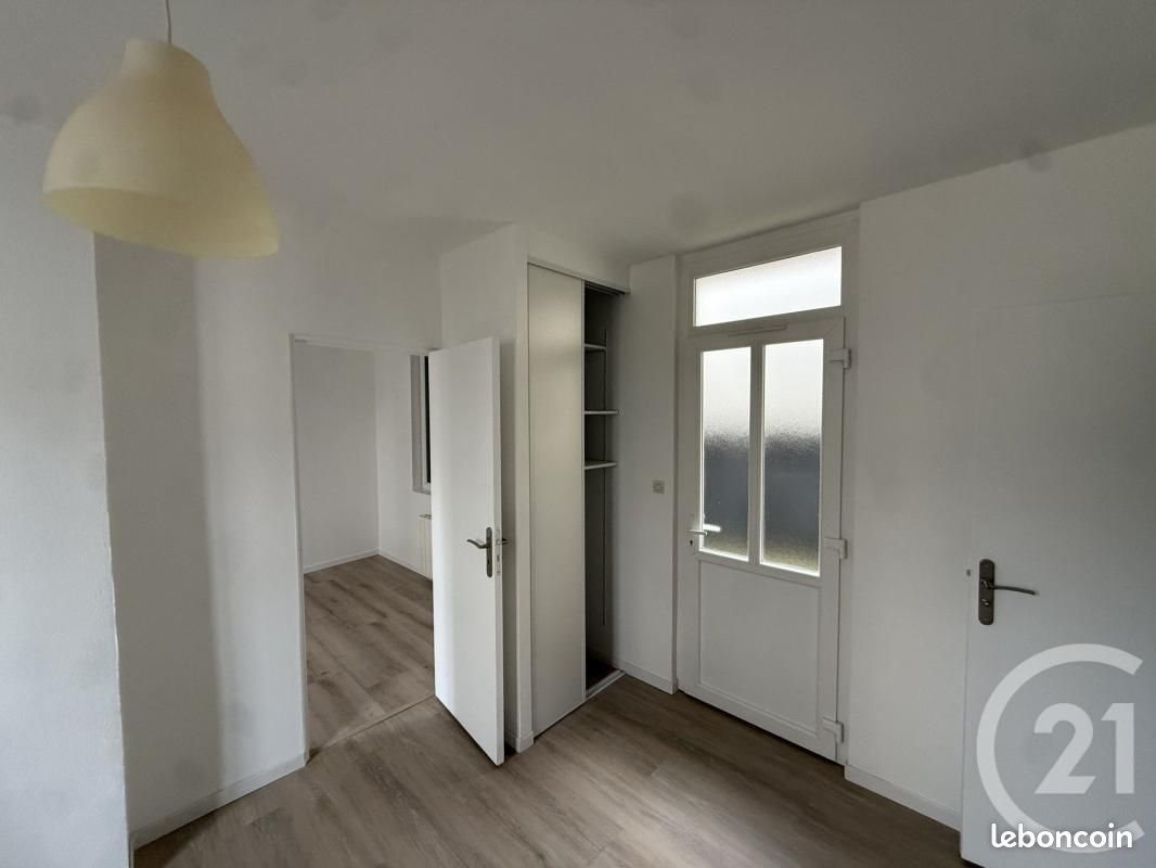 Appartement à louer, 28m², Saint-Etienne
