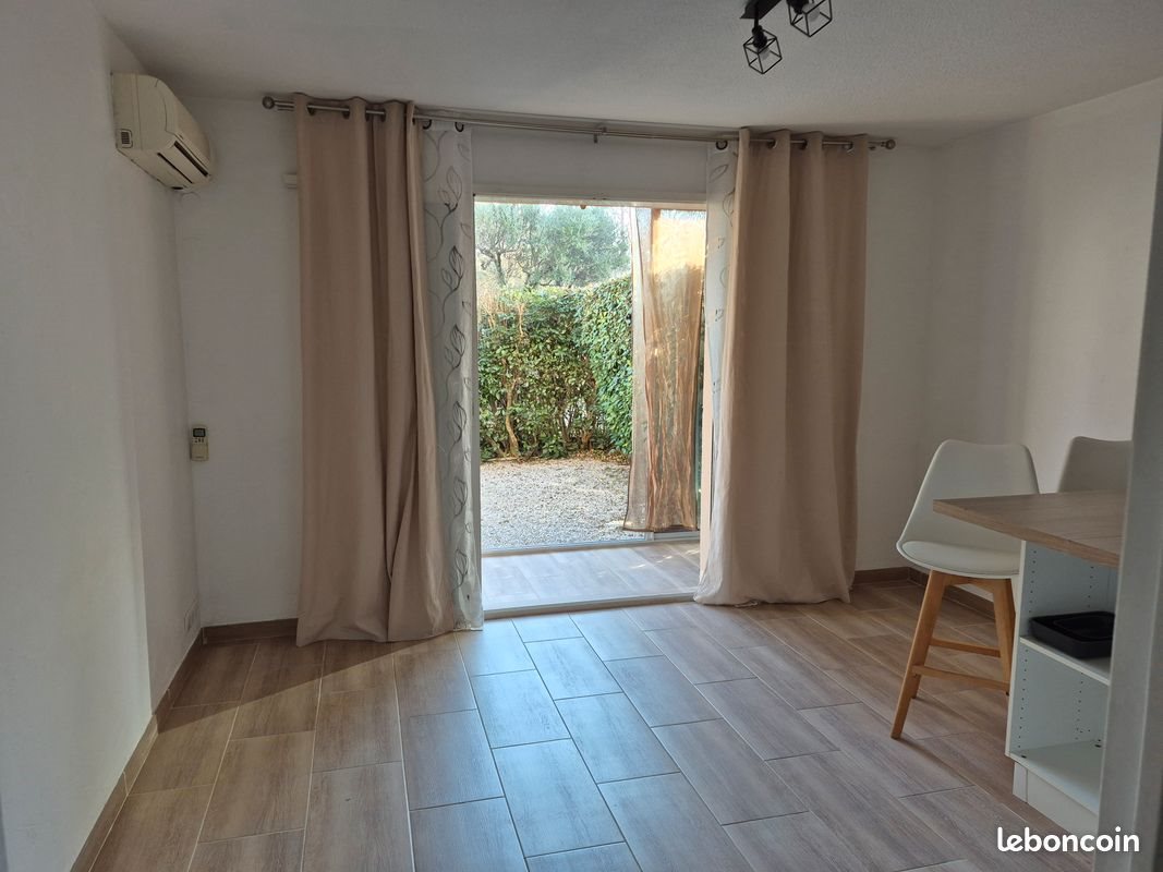 Appartement à louer, 19m², Le Pradet