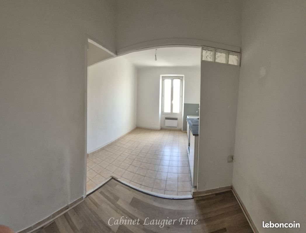 Appartement à louer, 39m², Marseille 8ème