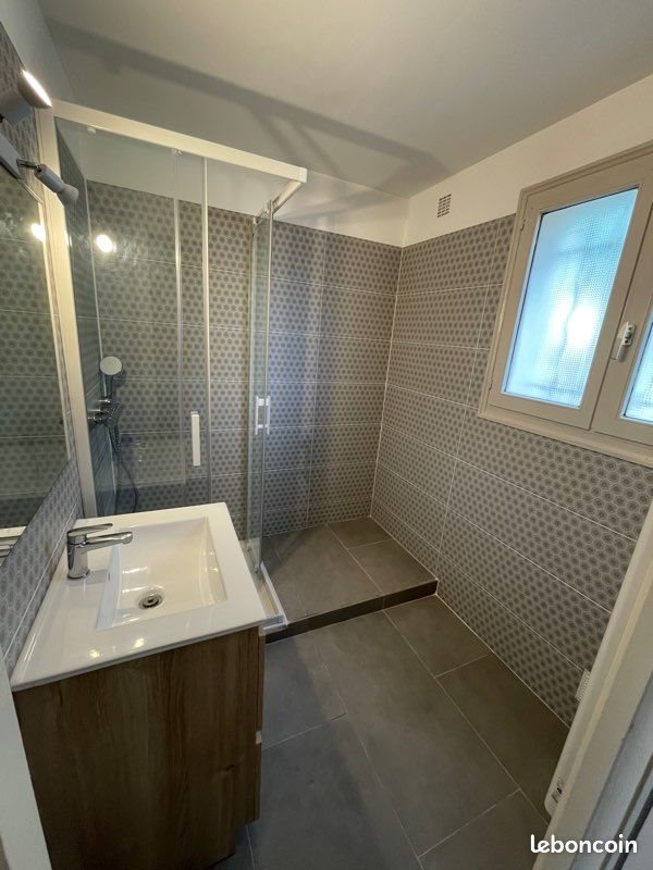 Appartement à louer, 55m², Bormes-les-Mimosas